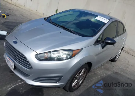 2019 Ford Fiesta Se z USA, uszkodzony, nr VIN 3FADP4BJXKM158331